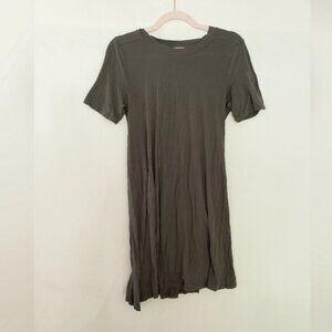 BCBG Lightweight Short Sleeve T-shirt Dress For Spring And Summer